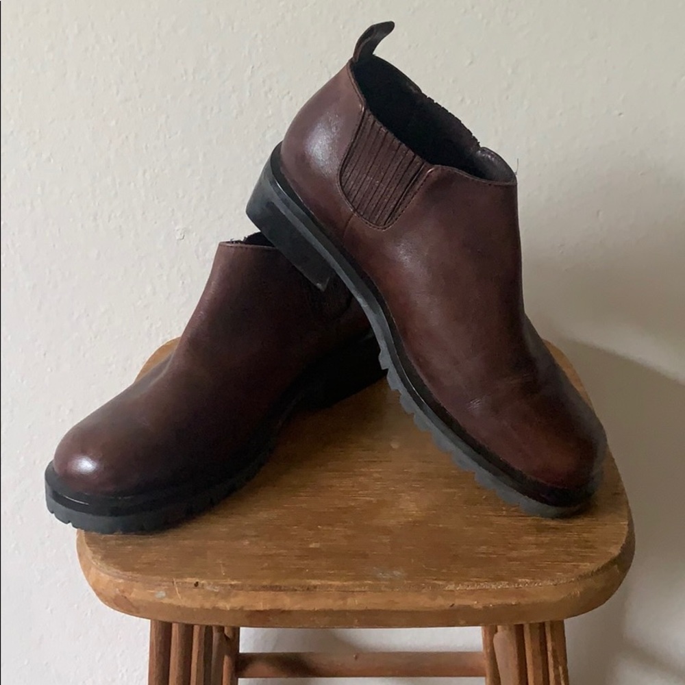 Timberland Leather Low-Ankle Boot: size 5